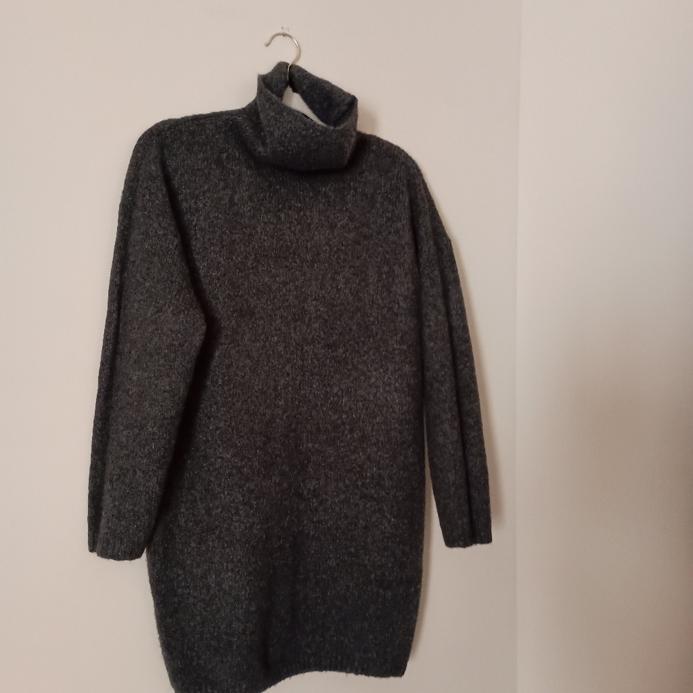 Aerie Black Funnel Neck Sweater Oversized Minimalist Tunic Length  Womens‎ Small